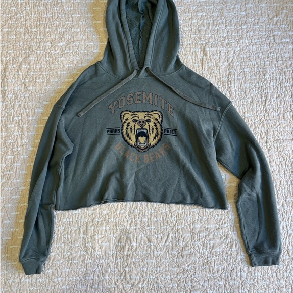 Parks Project Green Yosemite Black Bears Crop Hoodie - Picture 1 of 7